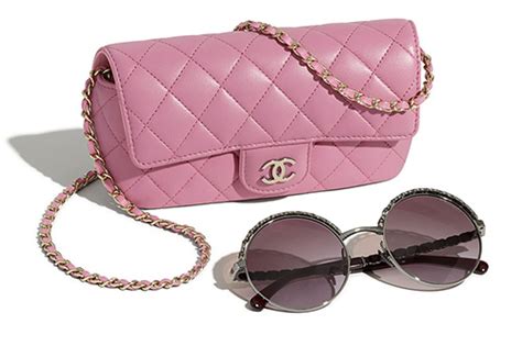 chanel pochette chaine|Chanel eyeglass case and pouch.